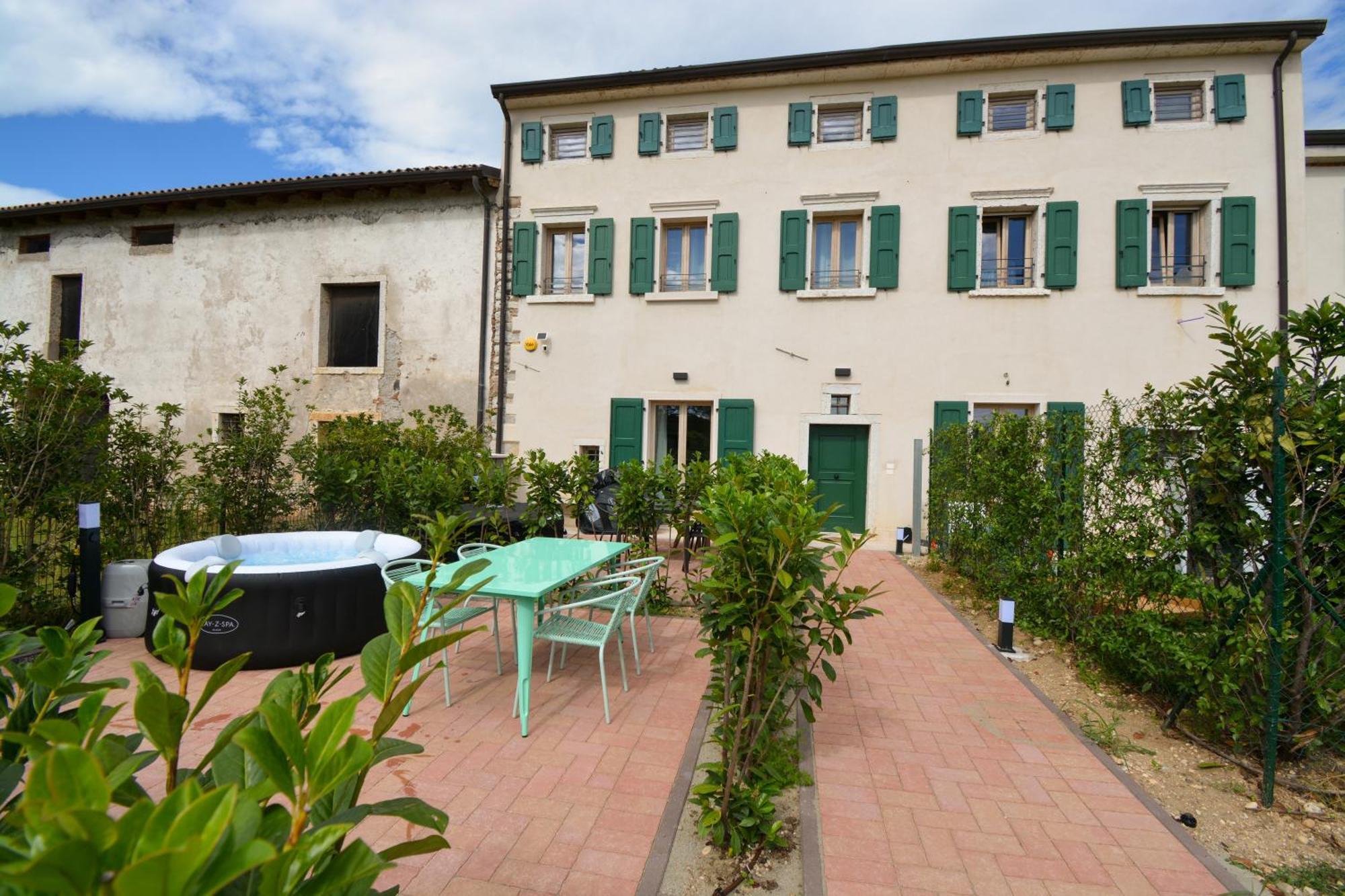 Residence Corte Bellebarbe Rivoli Veronese Kültér fotó